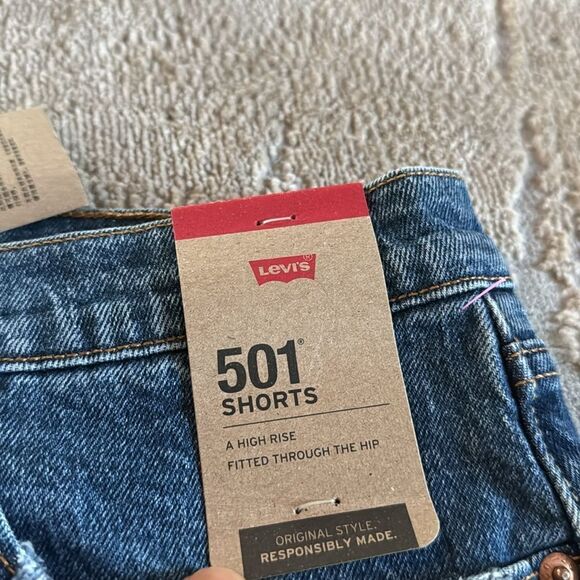 Levi’s 501 high rise shorts raw hem size 16 w new - Picture 2 of 8